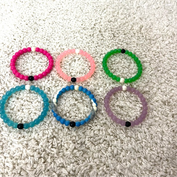 Lokai Pink,Green,Blue,Blue Multicolor, Purple and light Pink Bracelets - Picture 2 of 3